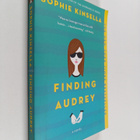 Sophie Kinsella : Finding Audrey - pikkukuva 1