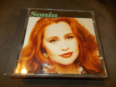 CD SONIA ** SONIA **