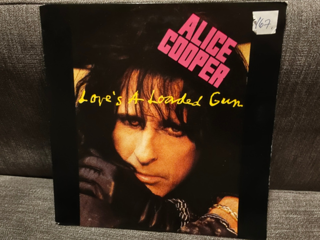Alice Cooper  – Love's A Loaded Gun 7"