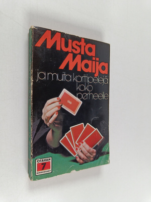 Musta maija ja muita korttipelejä koko perheelle