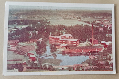 Forssa, Kehruutehtaan alue, takana vaakuna, ei p.