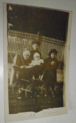 Ekenäs / Tammisaari, lapset markkinoilla 9.10.1922, valokuva