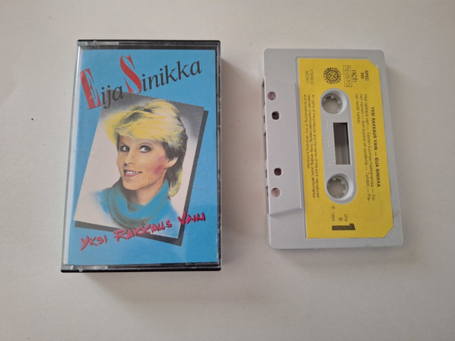 EIJA SINIKKA - YKSI RAKKAUS VAIN c-kasetti