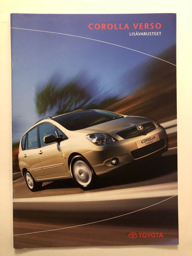 Myyntiesite - Toyota Corolla Verso lisävarusteet - 2002