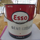 Vanha Peltipurkki, Esso Gear Grease - pikkukuva 1