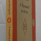 Ernest Hemingway - A Farewell to Arms - pikkukuva 2