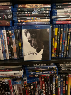 Lincoln  suomijulkaisu