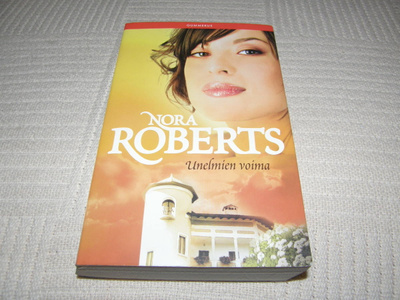 Nora Roberts Unelmien voima  -pok