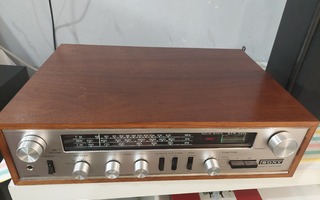 SONY STR-222L viritinvahvistin.