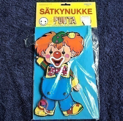 Sätkynukke Puuta