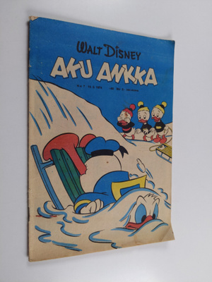 Walt Disney : Aku Ankka 7/1974