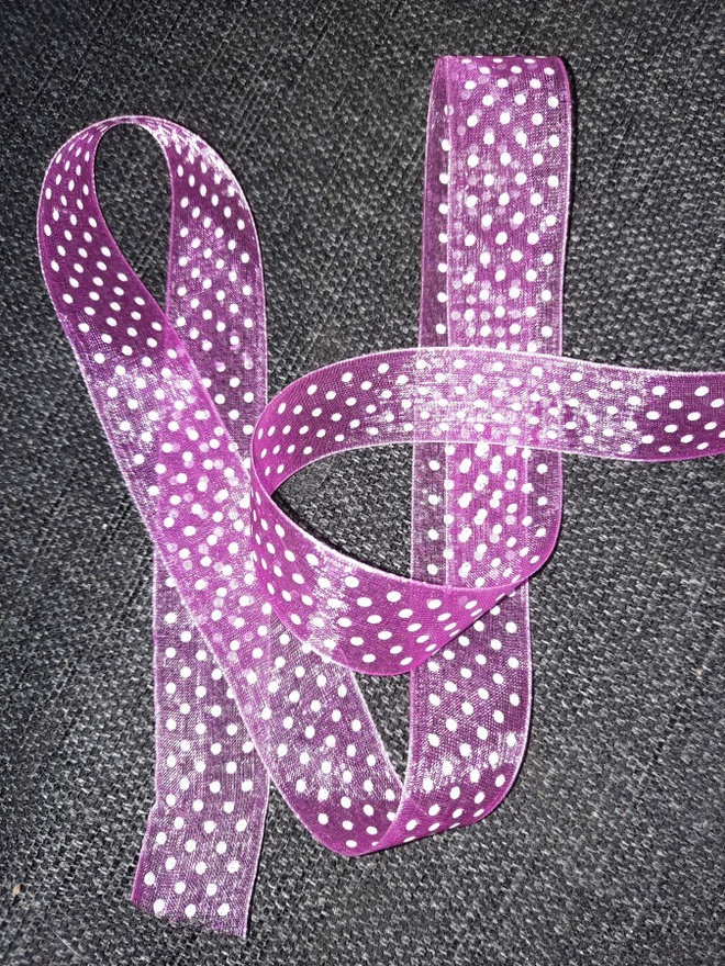 450cm pinkki polka dot organtza nauha