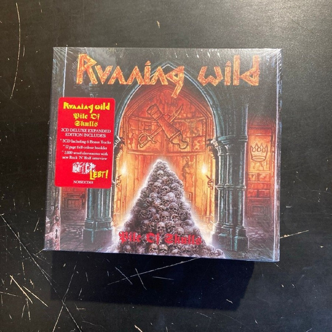 Running Wild - Pile Of Skulls (deluxe edition) CD (UUSI)