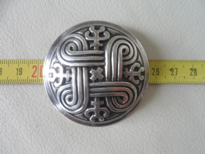 Kalevala Iso Hannunvaakuna rintakoru v.1962 Hopea