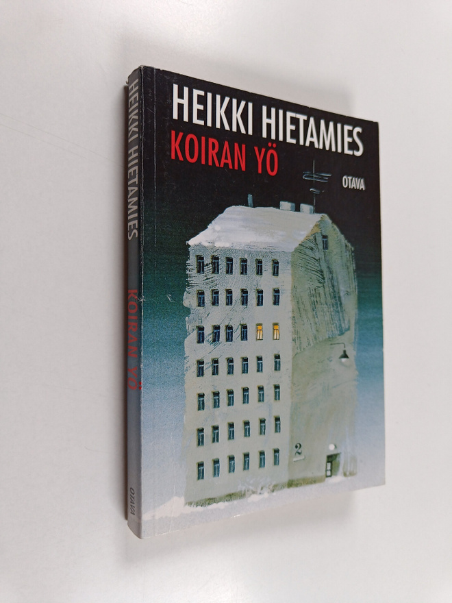Heikki Hietamies : Koiran yö : elämäntarina