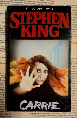 Stephen King - Carrie (nid.)