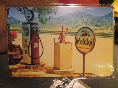 Peltikyltti Mobiloil. Route 66