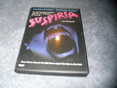 SUSPIRIA (Dario Argento) 1977, R1***