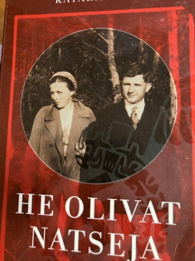 KATARINA BAER: HE OLIVAT NATSEJA