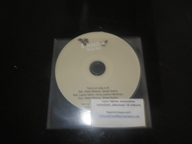 Laura Närhi tämä on totta cds