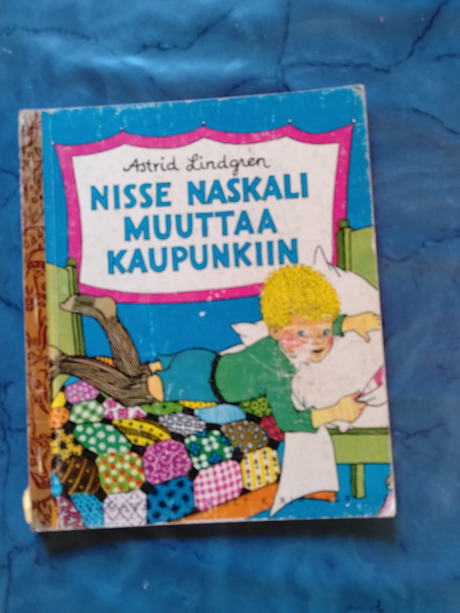 nasse naskali muuttaa kaupunkiin tammen kultainen kirja 128