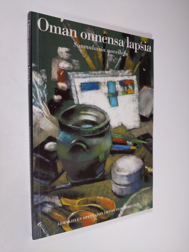 Anne ym. (toim.) Helttunen : Oman onnensa lapsia : suomal...