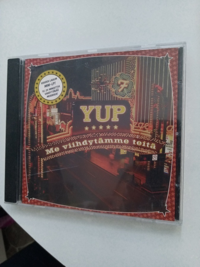 CD YUP - ME VIIHDYTÄMME TEITÄ ( Sis.postikulut )