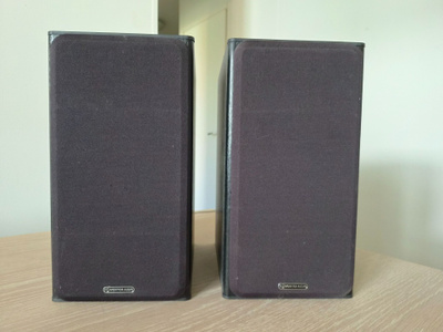 Monitor Audio Bronze BX2 -jalustakaiuttimet