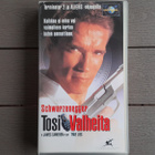 VHS: Tosi Valheita / True Lies (Arnold Schwarzenegger 1994) - pikkukuva 1