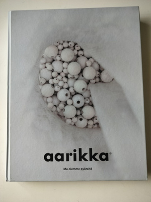 Aarikka Me olemme pyöreitä