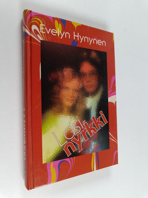 Evelyn Hynynen : Lasinyrkki