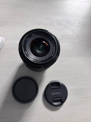 Sony FE 28-70mm F3.5-5.6 OSS objektiivi