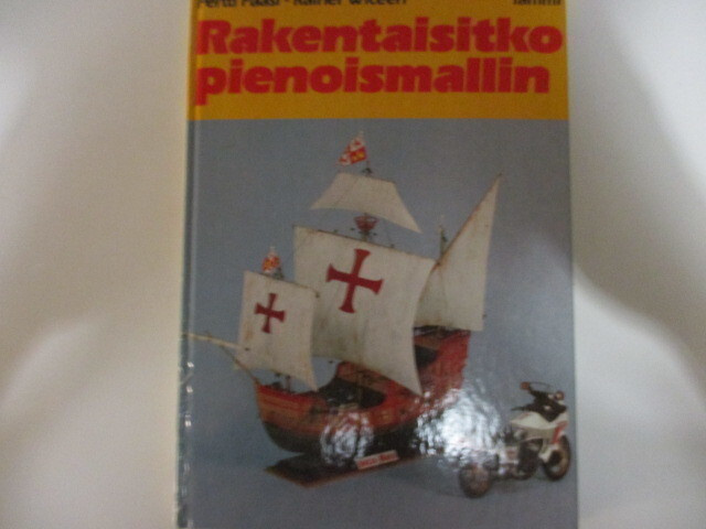 RAKENTAISITKO PIENOISMALLIN
