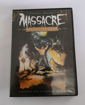 Massacre in Dinosaur Valley DVD R1