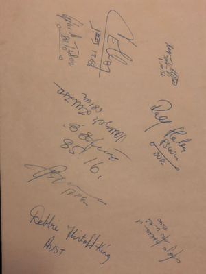 9 ulkomaisen yleisurheilijan nimikirjoitus - vuodelta 1988