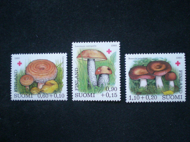 Punainen Risti PR-sarja 1980 - LaPe 863-865 **
