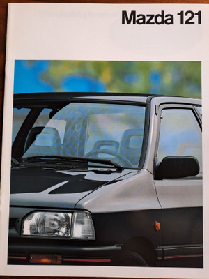 Mazda 121 -esite, 1989