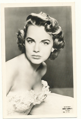 Filmitähti TERRY MOORE - vanha kortti