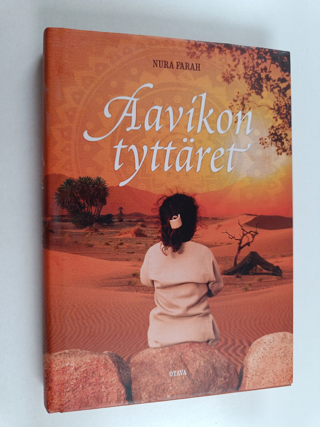 Nura Farah : Aavikon tyttäret