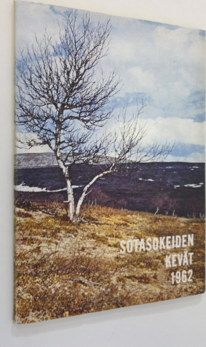 Sakari (Toim.) Salokangas : Sotasokeiden kevät 1962