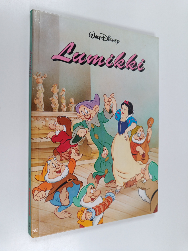 Walt Disney : Lumikki : Disneyn satulukemisto