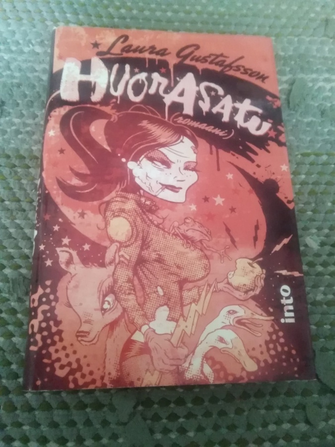 Laura Gustafsson: Huorasatu