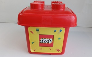 Kerkkä 75/7/25 Punainen laatikko Lego Friends -sarjaa