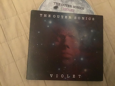 The outer sonics . Violet CD