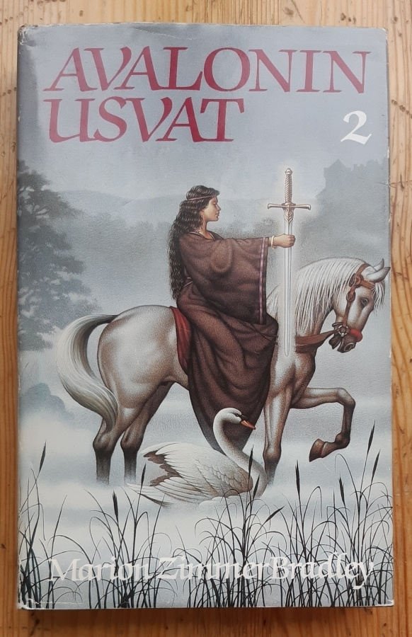 Marion Zimmer Bradley - Avalonin usvat 2