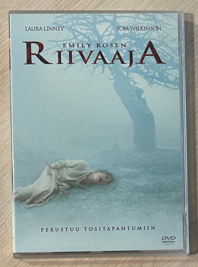 Emily Rosen riivaaja (2005) Laura Linney, Tom Wilkinson