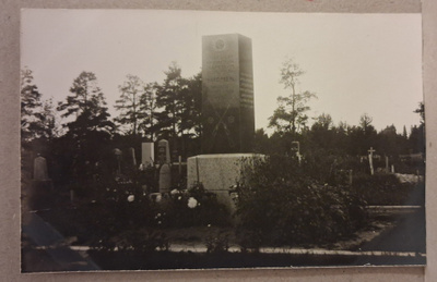 Kiuruvesi: 1928 Sankaripatsas *** (610)