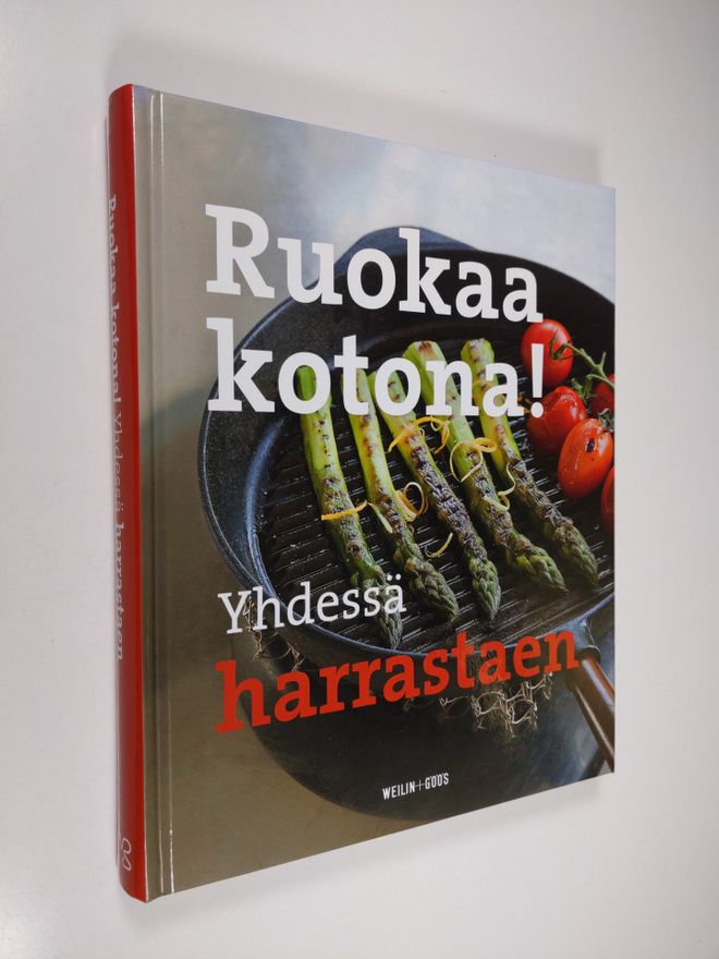 Kaisa (toim.) Torkkeli : Ruokaa kotona! Yhdessä harrastaen