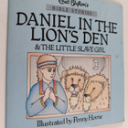 Enid Blyton : Daniel in the Lion's Den & The Little Slave... - pikkukuva 1