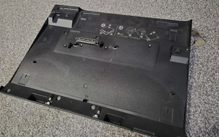 ThinkPad UltraBase 3 Port Replicator Docking Station 04W1420